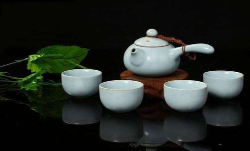 汝窯茶具開壺的正確方法及適宜茶類選擇 經濟與商務信息咨詢服務指南